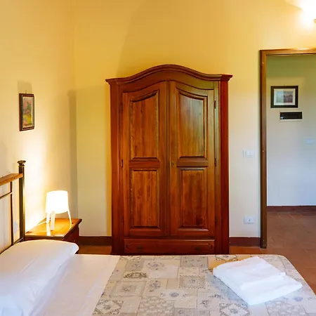 Le Beringhe - Wine Pool & Relax Farm stay Colle Val D'Elsa