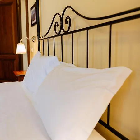 Farm stay Le Beringhe - Wine Pool & Relax Colle Val D'Elsa
