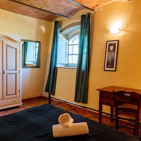 Farm stay Le Beringhe - Wine Pool & Relax Colle Val D'Elsa