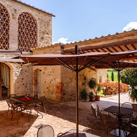 Farm stay Le Beringhe - Wine Pool & Relax *