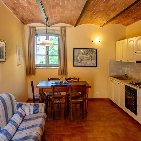 Le Beringhe - Wine Pool & Relax Farm stay Colle Val D'Elsa
